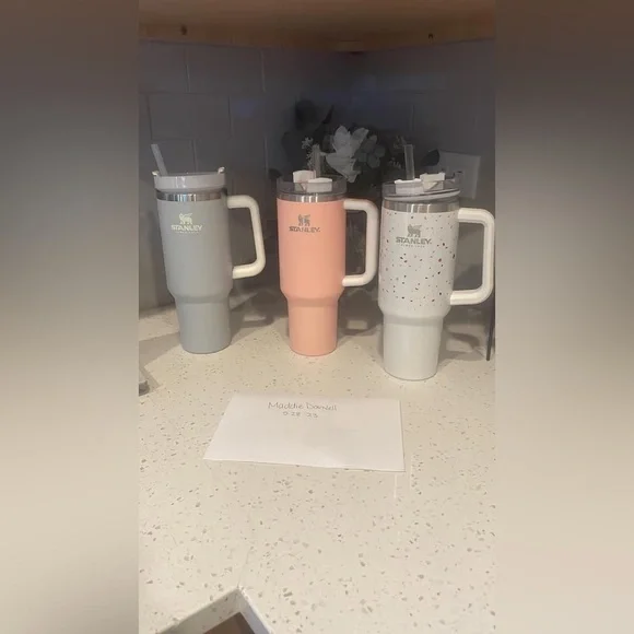 Stanley Pearlescent Terrazo Quencher 40 oz - Picture 4 of 4